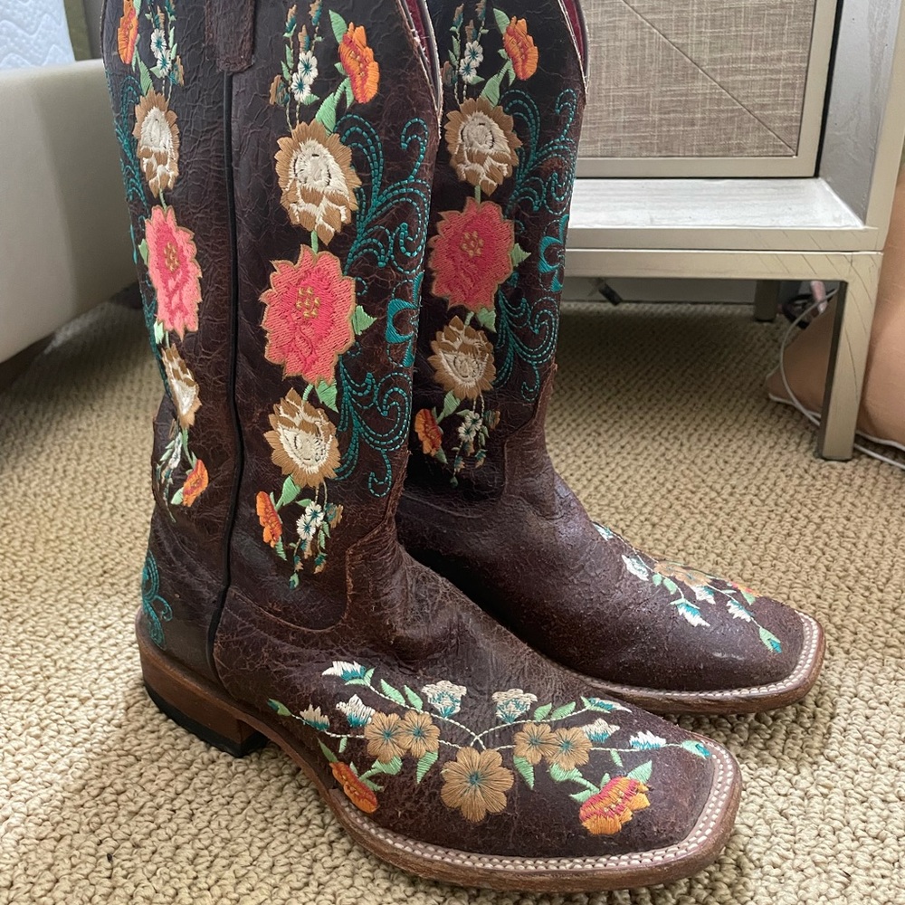 Macie Bean Rose Garden Square Toe Embroidered Cowboy Cowgirl Boots